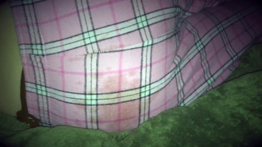 themessypair:  Massively shit her pants with diarrhea in her sleep.  Poor Baby